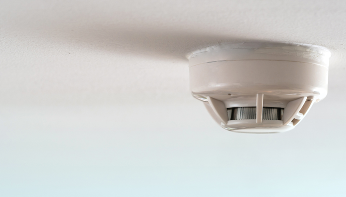 Smoke alarms for leaseholders